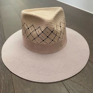 FREYA - lavender cedar hat